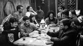 “La amistad es la única salida para sobrevivir”: el colectivo artístico Amigos por Conveniencia presenta su primer EP