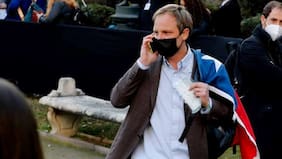 "Canté el himno como lo hace el Gary, como lo hizo Zamorano": Arturo Zúñiga responde tras polémica en la Convención Constitucional