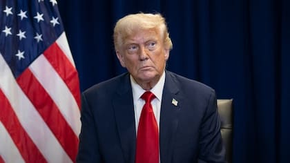 Donald Trump estalla y lanza dura amenaza a Irán: “Abran el maldito estrecho, bastardos locos”