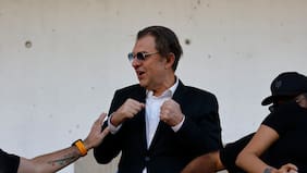 Remezón en la interna de Colo Colo: dos directivos de Blanco y Negro dejarán sus cargos