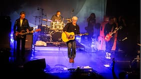 Travis en el Teatro Coliseo: un recinto que no acompaña y una banda que sí responde