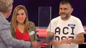 "¡¿Qué?!", "¡toma!", "próxima teleserie de Canal 13... Es una linda historia", reacciona Martín Cárcamo ante pareja de participantes en ¡Qué Dice Chile!