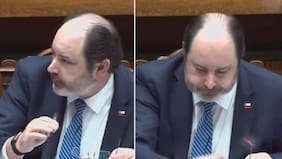 Se le escapó sincero exabrupto: micrófono abierto “delató” a ministro del Trabajo en plena votación de proyecto clave