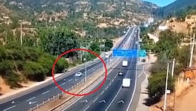 ¿Olvidó un regalo? Graban y detienen a osado conductor que superó todos los límites de velocidad en la Ruta 68