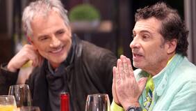 "Alvaro Rudolphy hizo cumpleaños. Toda la gente con regalos, todos los actores de la época. Pero lo más insólito era que Álvaro no llegaba al cumpleaños...", recuerda Fernando Larraín