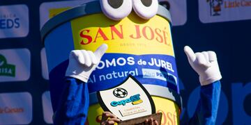 ¡Escándalo! “Destapan” biografía NO autorizada de Jurelín justo en la Corpogala 2025