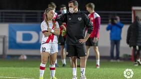 “Falta que cojamos a una... y cargárnosla ahí todos juntos”: el terrible audio de un DT español que remece al fútbol femenino