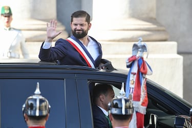 Boric se despide de su gabinete con foto final en La Moneda
