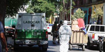 Mujer cae del piso 27 de un edificio en Estación Central: investigan presunto femicidio