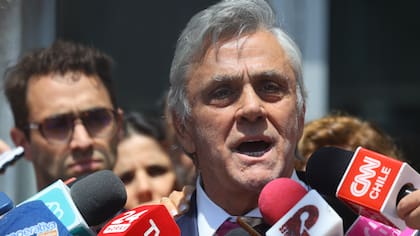 Pablo Longueira vuelve a la política y quiere reactivar a la “UDI Popular”