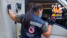 Arribó a Chile desde Colombia y ahora la rompe como cerrajera