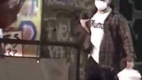 Viralizan registro de Gabriel Boric comprando en La Terraza: desató lluvia de reacciones