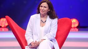 "Me operó, no quedé como se esperaba y estuve cinco meses con mi herida, con mi estómago abierto. Me operó tres veces en dos meses...", recuerda Solange Lackington sobre abdominoplastía