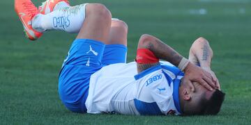 Gary Medel abandona la cancha lesionado en la UC