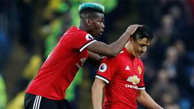 El cariñito de Pogba a Alexis ante críticas de la prensa británica: "No está jugando mal"