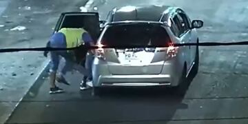 Tres sujetos subieron a un hombre a la fuerza a un vehículo en Iquique