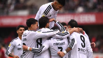 “Las redes sociales son muy destructivas”: figura de Colo Colo habló de su peor momento en el club