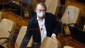 “No podré rechazar”: Pepe Auth no votará cuarto retiro del 10% por ser contacto estrecho