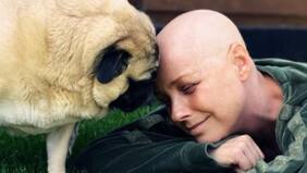 "Está muy débil. Tiene que pasar semi-encerrada porque, por su situación, no puede tener contacto con gente...", habla Juan Carlos "Pollo" Valdivia sobre el estado de Claudia Conserva