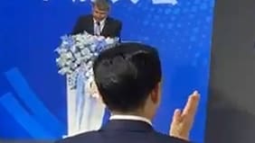“Orgullo nacional”: exministro chileno sorprende con “inentendible” discurso que le aplaudieron de pie