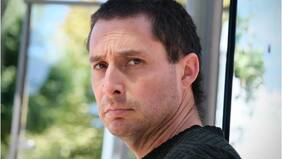 Chileno enfrentará sentencia en Australia tras grabar sin consentimiento a compañeras en el baño