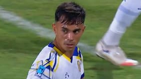 “Se puso a jugar”: hinchas de Rosario Central reaccionan a partido de Vicente Pizarro y apuntan a lo que “falta”