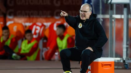 Marcelo Bielsa no cederá y mantendrá su plan contra España tras una extensa reunión con plantel uruguayo