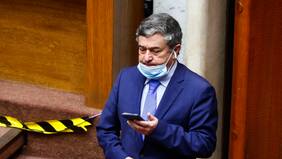 “Resulta inaceptable que aún existan actos autoritarios sobre las mujeres”: DC exige disculpas públicas de senador Coloma por forcejeo a gobernadora Bravo