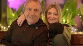 "A esta edad compadre (73), tener una mujer 26 años menor, guapa, inteligente, trabajadora... Así que es una bendición", expresa Wildo