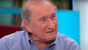 "Mi hermano Esteban murió alcohólico bastante joven, en la calle, frente a la asistencia pública... Y eso hay que aceptarlo. No hay más. La gente que uno quiere se muere", expresó Luis Alarcón