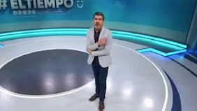 “¡Ay, mi codo, mi codo!”: meteorólogo de CHV ironizó en pantalla con el incidente de Cata Pulido