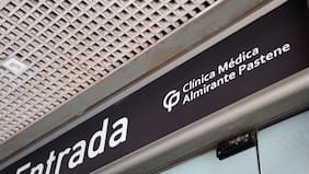 Paciente queda en riesgo vital tras procedimiento en clínica estética de Providencia: Una mujer ya había muerto ahí