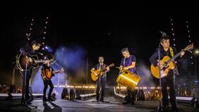 Los Bunkers vuelven con clase y nueva música en una histórica noche en el Santa Laura