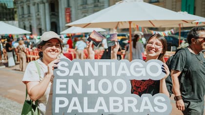 Santiago en 100 Palabras presenta encuentros online gratuitos con escritoras