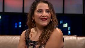 "Para nuestro aniversario (su ex marido) llegó con una pulsera Pandora de regalo... Me llama mi ejecutiva: se había reventado la tarjeta que yo tenía adicional. Y aparece 'pulsera Pandora, 140 mil pesos'", cuenta Pamela Leiva