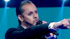 "Mi aparición en el programa (The Covers, en Mega), parte de este contexto medio perverso. Hay una dinámica extraña de insertar dos personajes nuevos en este momento de la competencia...", comenta Sebastián Longhi