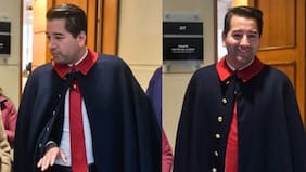 “Grita ‘viva mi general’”: lanzan acusación contra diputado Olivares tras usar capa prusiana en el Congreso