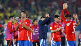Fuga masiva de La Roja: Williams Alarcón también dejó la concentración de la selección chilena