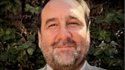 Dijo que se iba de Chile pero no mencionó el test de drogas: Confirman verdadero motivo de la renuncia de Seremi en Arica