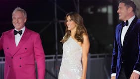 Conflicto Martín Cárcamo / María Luisa Godoy / Pancho Saavedra al rojo: fue el director televisivo del Festival, Alex Hernández, quien decidió darle protagonismo al "rubio natural" sobre la alfombra roja