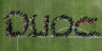 Vecinos de La Pintana realizan inédito flashmob en Estadio Municipal en favor de sede del DuocUC