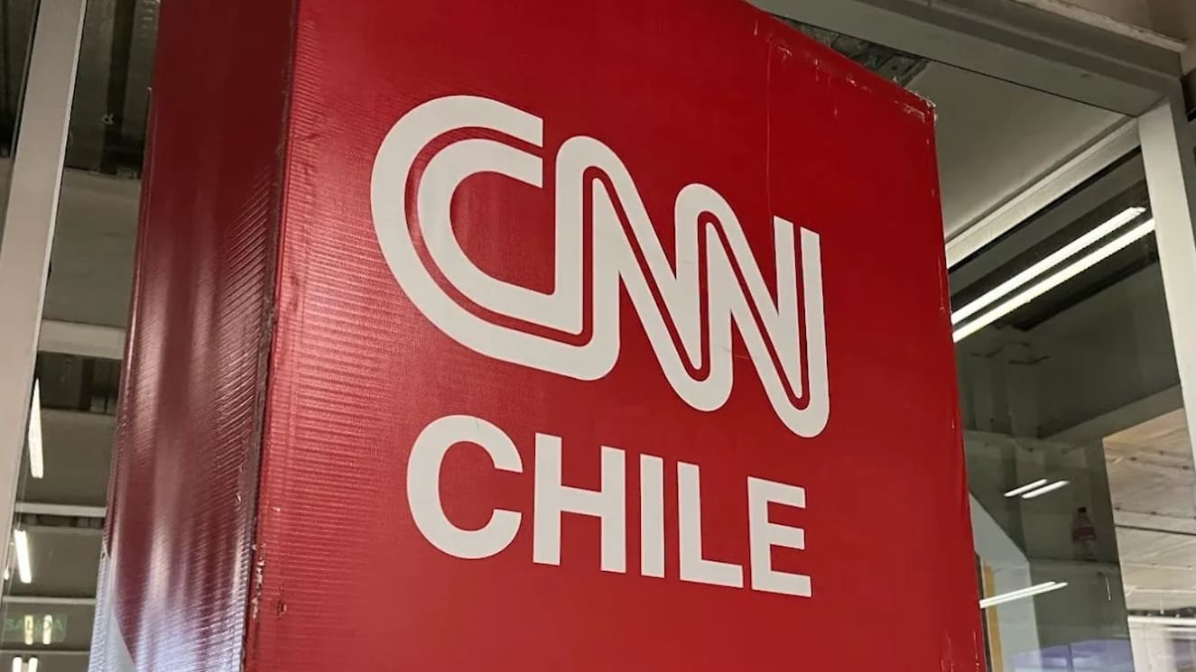 Fusión internacional afecta a CNN Chile: despidos masivos sacuden la señal de noticias