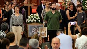 “Polémica” por polera de Boric motivó dura reacción de familiares de Mercedes Bulnes: lanzaron directa crítica