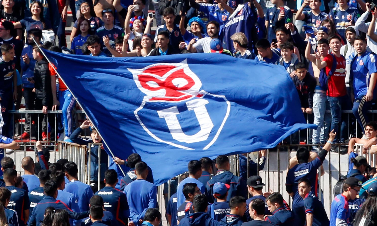 Supuesto nuevo nombre de la “U” remeció la web: el club lo negó y desmintió polémicas filtraciones de prensa