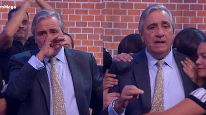 Kike Morandé se emocionó hasta las lágrimas en el regreso de Detrás del Muro a Mega