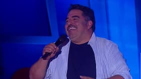 “Está guatón este hue…”: revisa la rutina de Rodrigo Villegas que sacó carcajadas en la Teletón 2022