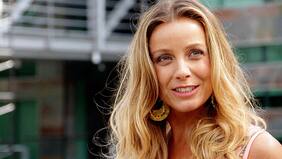 Claudia Conserva fue catalogada como "ex actriz porno" en Wikipedia