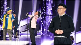 Lleva meses en la comedia y logró vencer a Millenium Show en Coliseo: Conoce a Chris, el Púrpura, el comediante que se abre camino en el humor