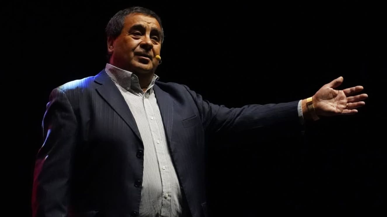 Municipalidad de Villa Alegre confirmó denuncia contra Dino Gordillo: “Habría protagonizado un acto inapropiado al besar a una menor”