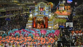 Alcalde de Río de Janeiro anuncia que el carnaval se realizará en abril